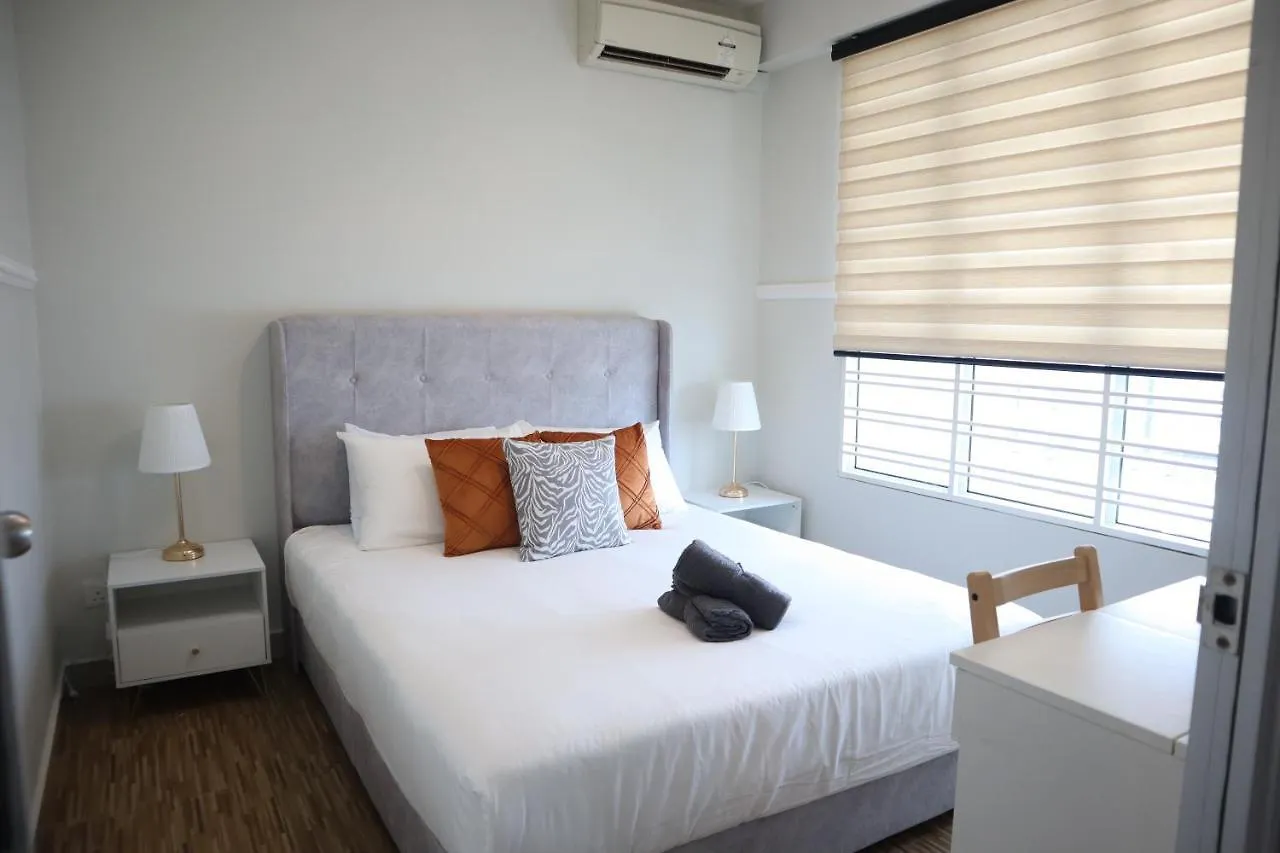 New Menara U2, Top Floor Nice Sky View For 6 Pax 2 Bedroom Scandy Shah Alam Apartment